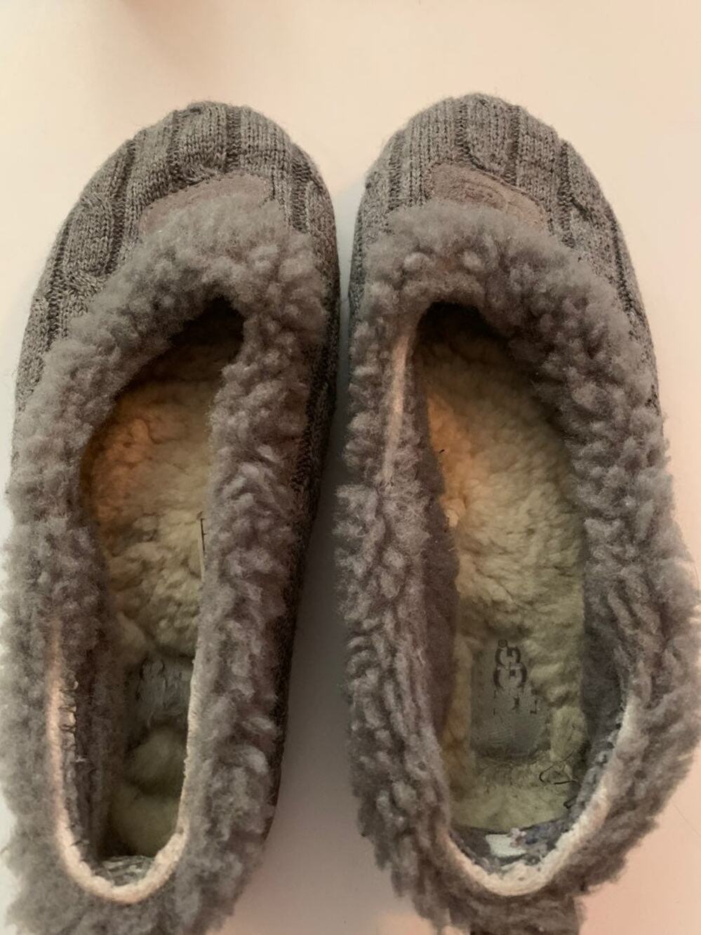 Women's UGG Australia Rylan Grey Slippers Size 7
